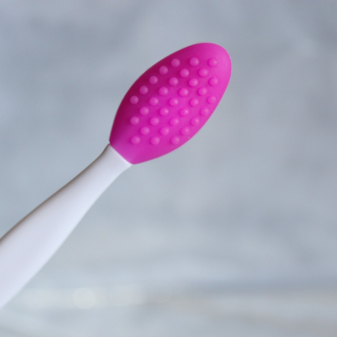 Exfoliating Lip Brush